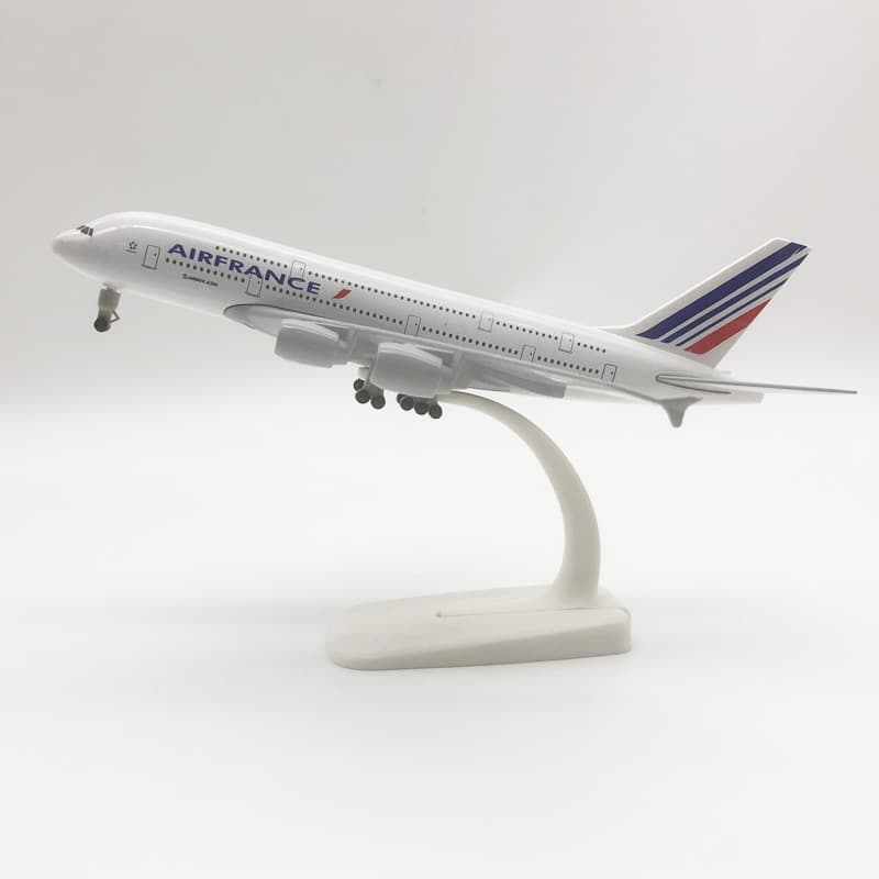 Air France A380 · 20 cm, fotografía verificada por tipo de peana