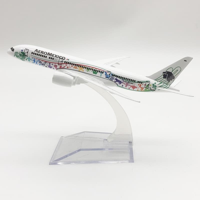 Aeroméxico B787, modelo de 16 cm