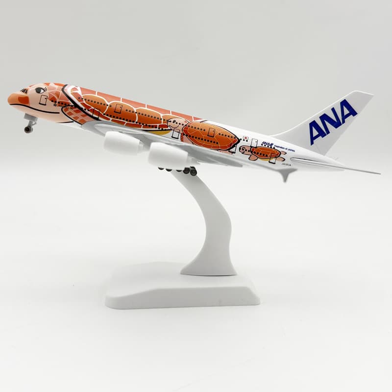 ANA Turtle Orange A380 · 20 cm, fotografía verificada por tipo de peana