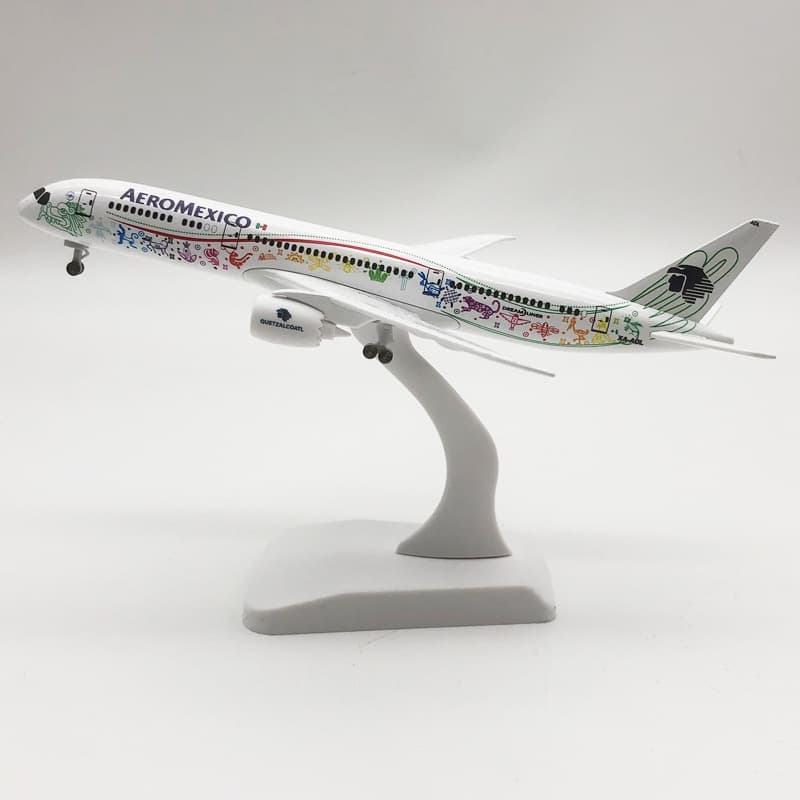 Aeroméxico Quetzalcóatl B787 · 20 cm, fotografía verificada por tipo de peana