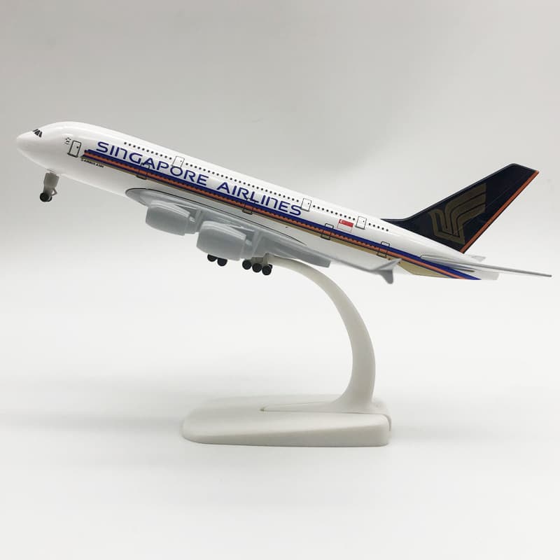 Singapore Airlines A380 · 20 cm, fotografía verificada por tipo de peana